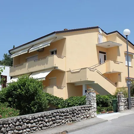 Apartment With A Parking Space Selce, Crikvenica - 2361 Selce